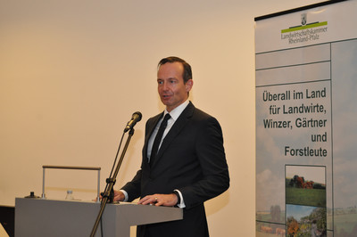 Dr. Volker Wissing, rheinland-pfälzischer Landesminister für Wirtschaft, Verkehr, Landwirtschaft und Weinbau, während seiner Rede 