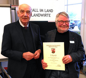 Schindler und Reinfrank mit Ehrenurkunde