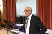 Kammerpräsident Ökonomierat Norbert Schindler, MdB, während seiner Rede bei der Meisterfeier im Kurhaus Bad Kreuznach