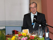 Dr. Thomas Griese, Staatsekretär im Weinbauministerium