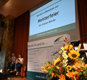 Musiker auf der Bühne im Kurhaus