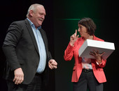 Wirtschaftsministerin Daniela Schmitt und Johannes Zehfuß, Vizepräsident des Bauern- und Winzerverbandes Rheinland-Pfalz Süd e.V.