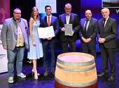Weingut Gilda Moll, Robert und Jürgen Moll, Sankt Martin erhalten den Ehrenpreis.