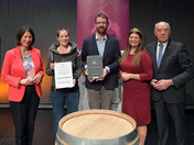 Ehrenpreis des Weinbauverband Pfalz im Bauern- und Winzerverband Rheinland-Pfalz Sued e.V. für das Weinhaus Ludwig Wagner und Sohn, Inh. Regina und Sandra Wagner GdbR.