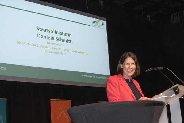 Staatsministerin Daniela Schmitt