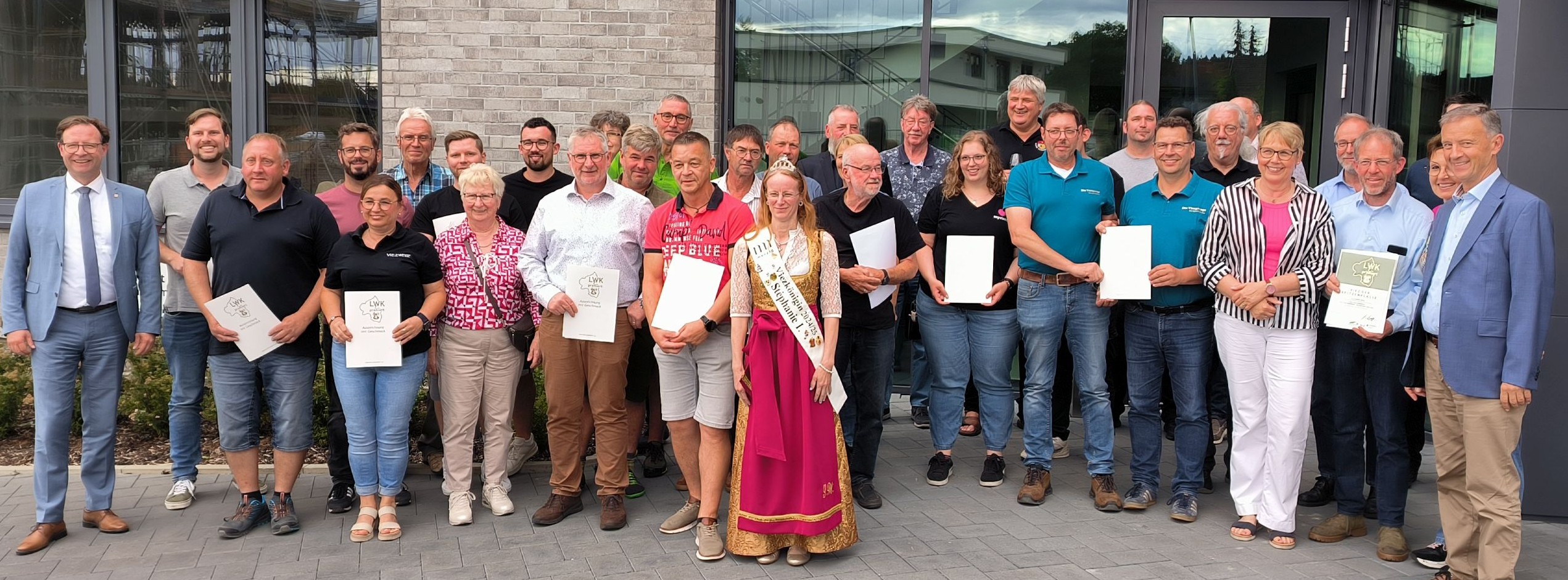 Gruppenfoto extrabreit